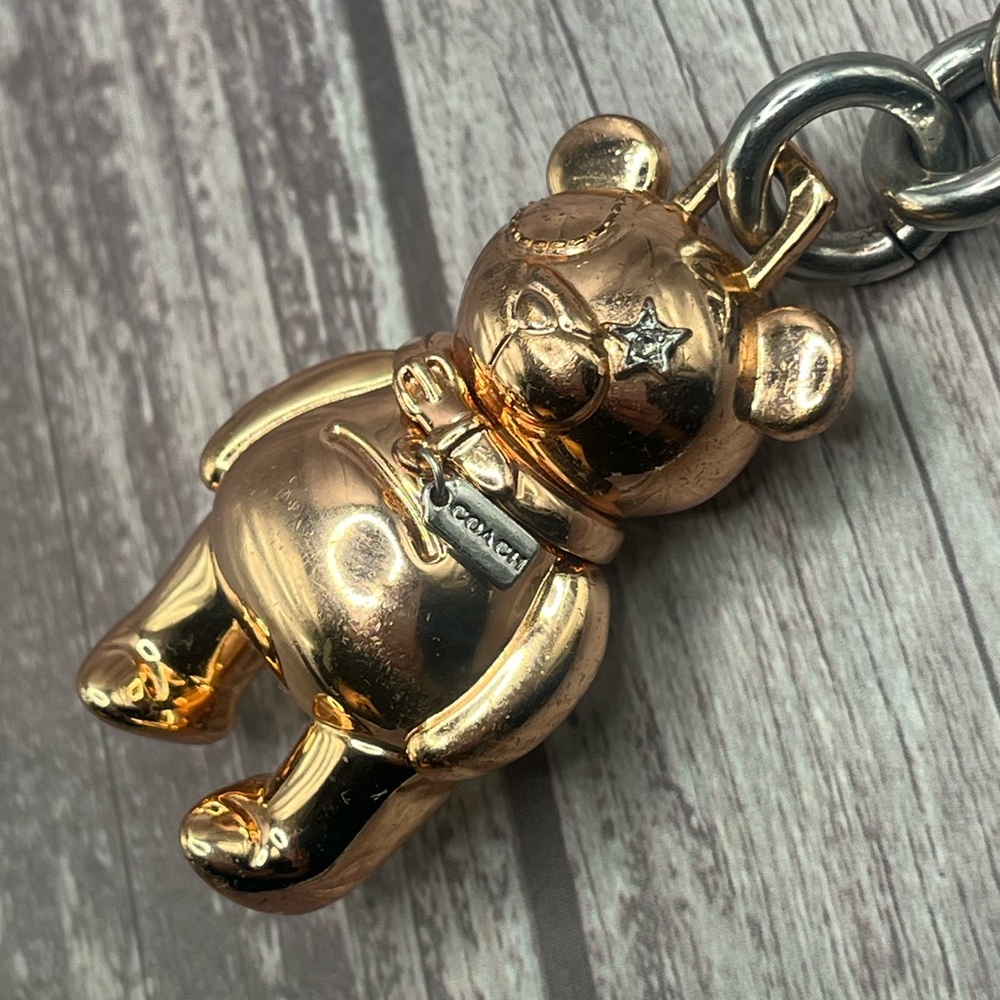 SOLD❤️ 🧸NEW COACH 3D Teddy Bear Bag Charm Key Chain Rose Gold Silver w/ Dust Bag - Picture 6 of 13